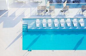 Reverence Life Hotel - Adults Only