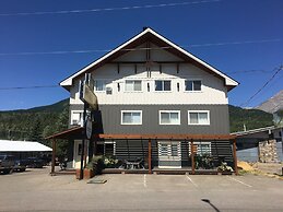 Snow Valley Lodging