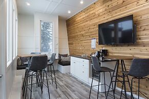 Snow Valley Lodging