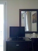 Manessi City Hotel