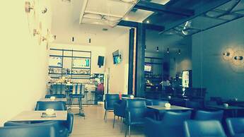 Manessi City Hotel
