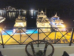 Manessi City Hotel