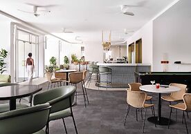 Reef View Hotel