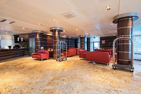Dado Hotel International