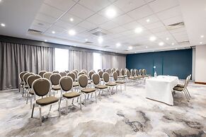 Holiday Inn Stevenage by IHG
