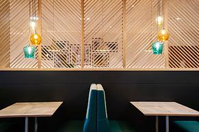 Holiday Inn Stevenage by IHG
