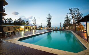 Beach House Seaside Resort Coolangatta