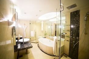 Taj Club House