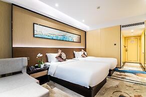 Landmark International Hotel