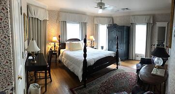 Beaufort Inn
