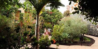 Hotel Las Olas