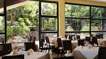 Hotel Las Olas