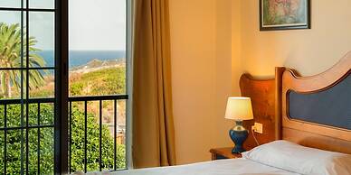 Hotel Las Olas