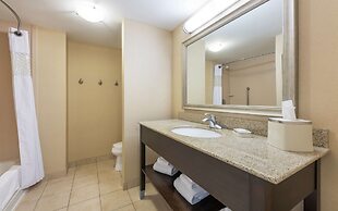 Hampton Inn & Suites by Hilton Moncton