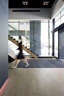 Carbon Hotel - Different Hotels