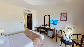 Wadi Lahmy Azur Resort
