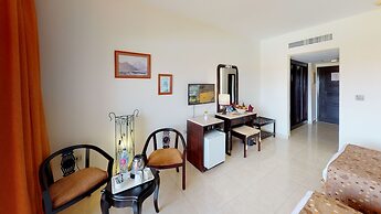Wadi Lahmy Azur Resort