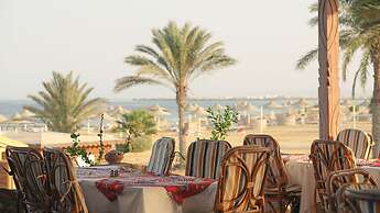 Wadi Lahmy Azur Resort