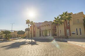 Marina Plaza Hotel, Tala Bay