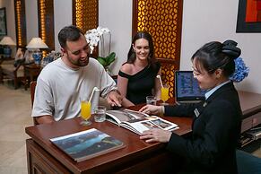 Oriental Suites Hotel & Spa