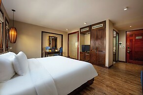 Oriental Suites Hotel & Spa
