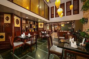 Oriental Suites Hotel & Spa