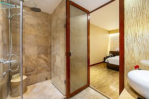 Oriental Suites Hotel & Spa