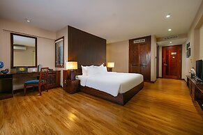 Oriental Suites Hotel & Spa