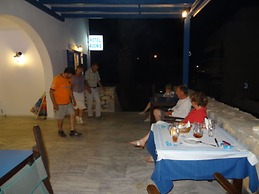 Adonis Hotel Naxos
