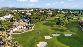 Pine Cliffs Village