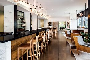 ANDAZ SAVANNAH, BY HYATT