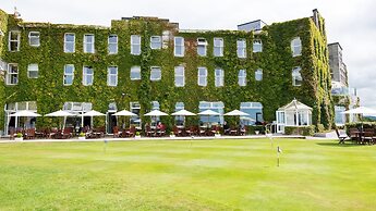 Carlyon Bay Hotel