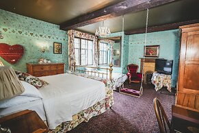 Hundred House Hotel