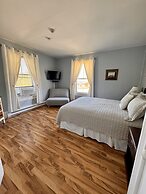The Harbourview Inn
