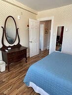 The Harbourview Inn