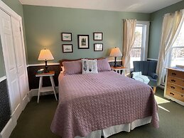 The Harbourview Inn