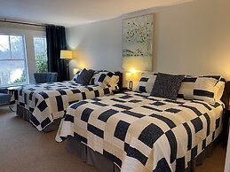 The Harbourview Inn