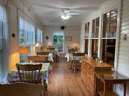 The Harbourview Inn