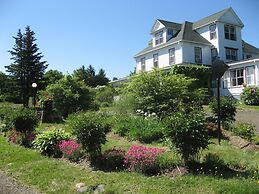The Harbourview Inn