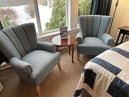 The Harbourview Inn