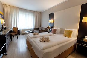 Lions Garden Hotel
