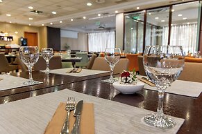 Lions Garden Hotel