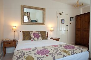 Old Hall Hotel