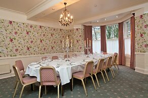 Old Hall Hotel
