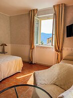 Hotel Caroline