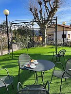 Hotel Caroline