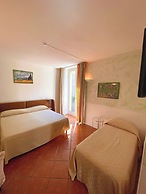 Hotel Caroline