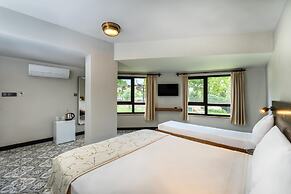 BESO HOTEL BERKE RANCH
