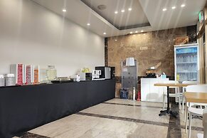 Incheon Airport Hotel June