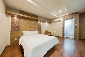 Incheon Airport Hotel June